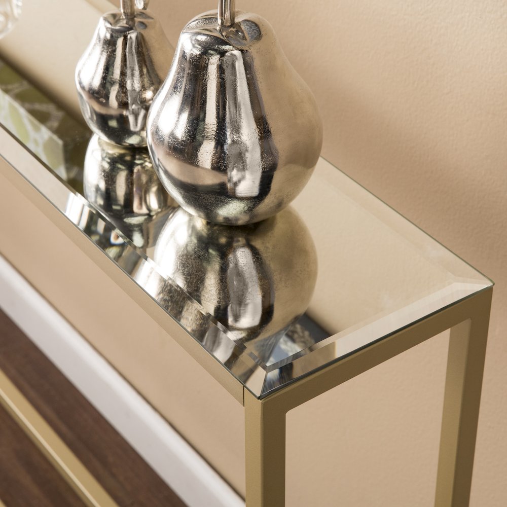 Darrin Long Console Table. Picture 3