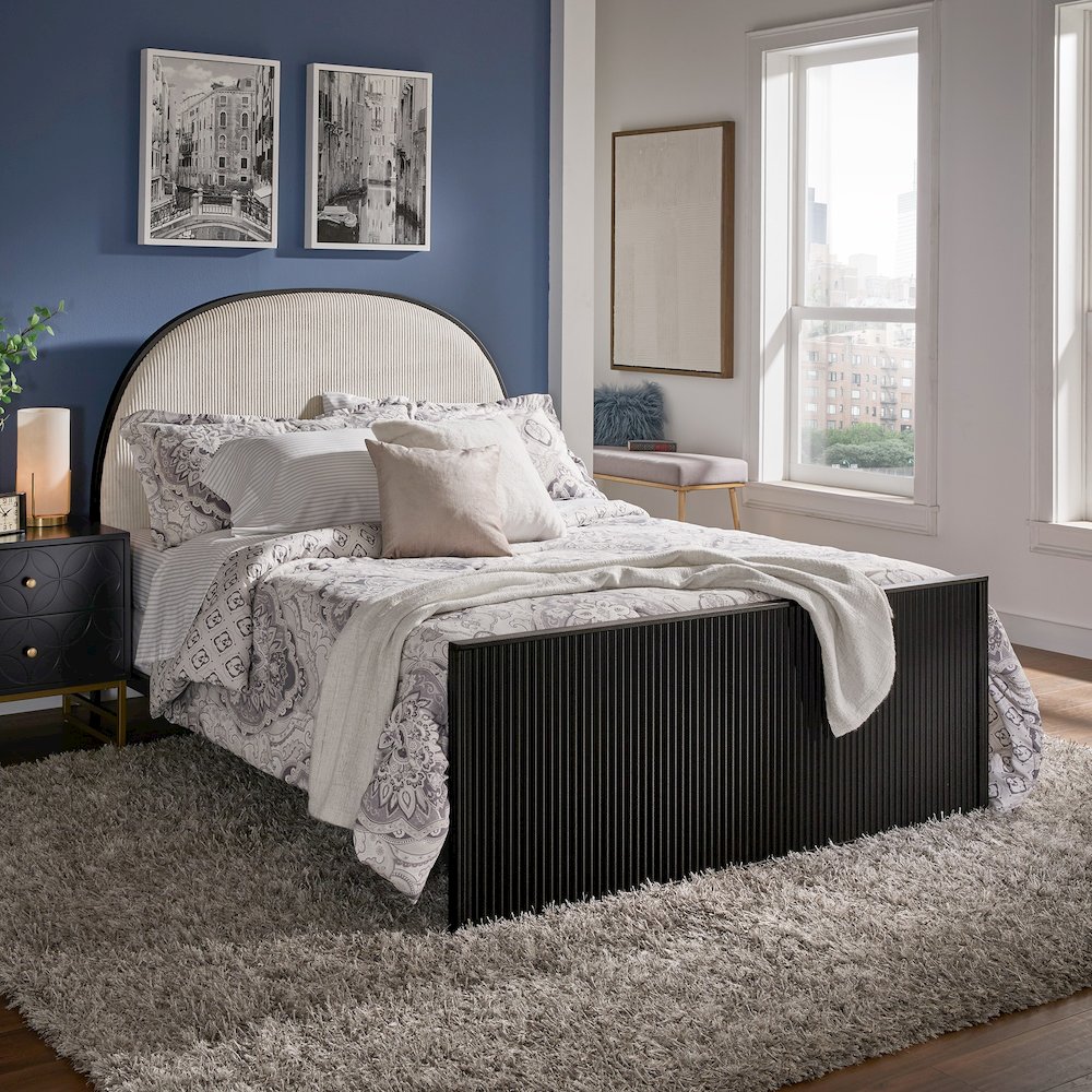 Black Finish Metal Grey Fabric Queen Bed. Picture 2