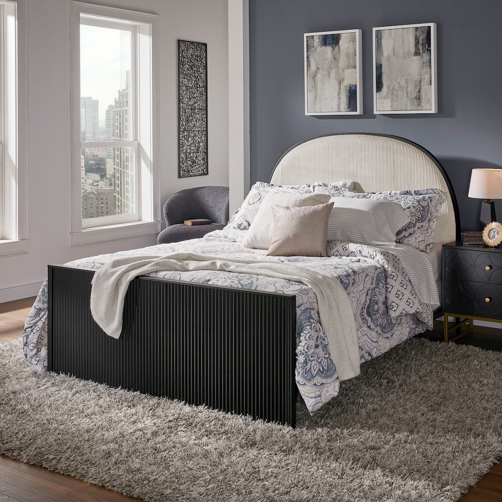 Black Finish Metal Grey Fabric Queen Bed. Picture 3