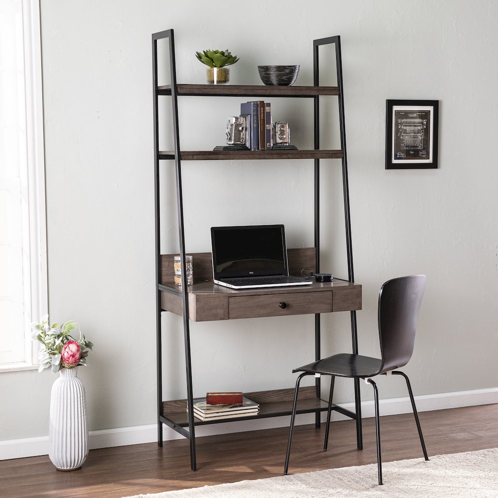 Lizvan Industrial Ladder Desk with Storage. Picture 2