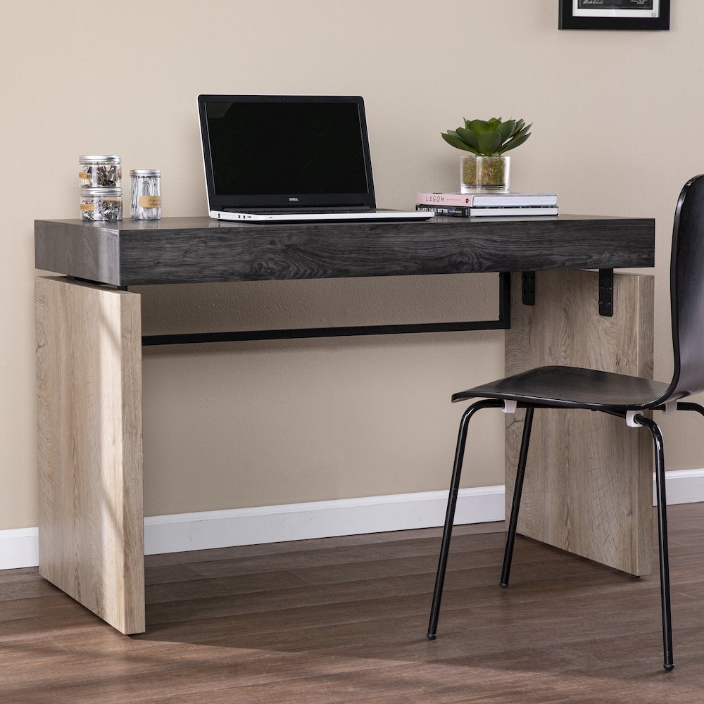 Hapsford Writing Desk. Picture 2