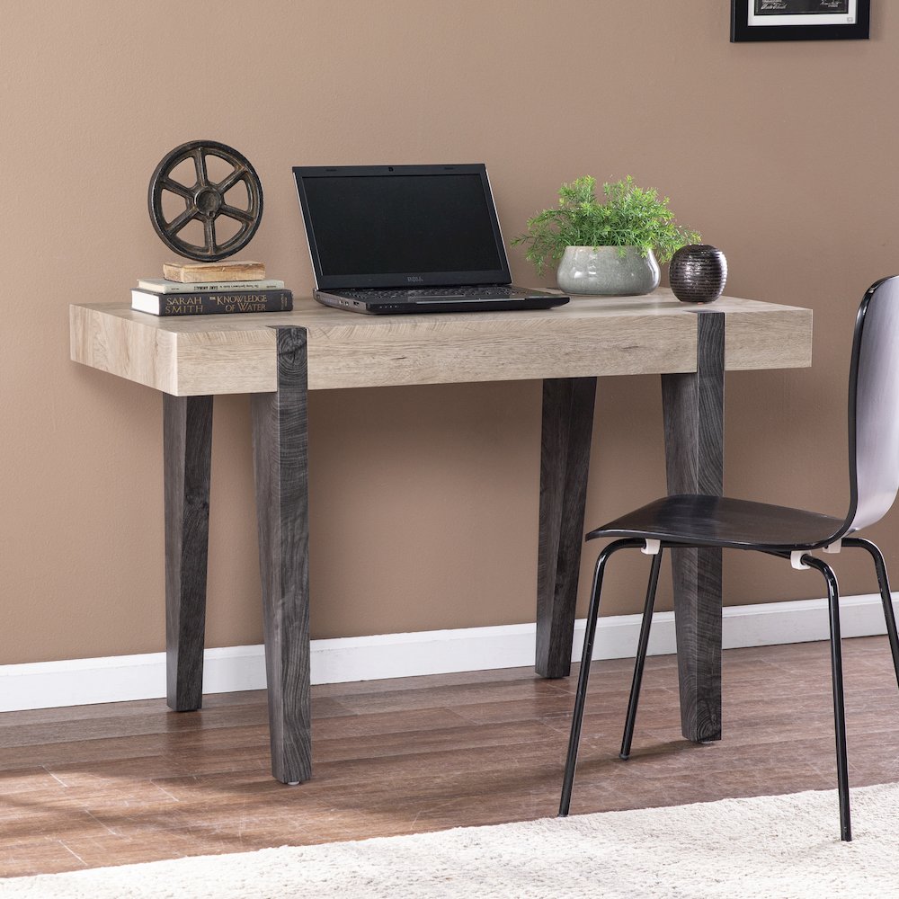 Ayleston Multipurpose Desk. Picture 2
