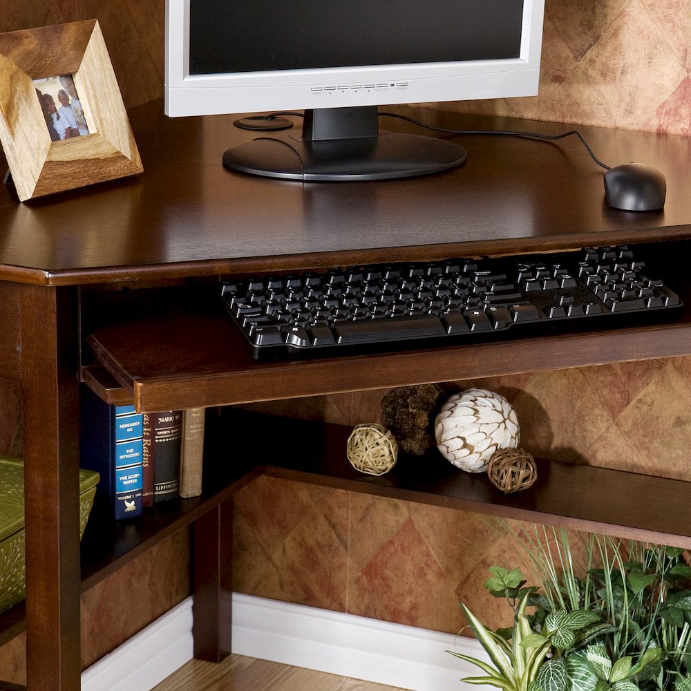 Wardboro Corner Computer Desk. Picture 4