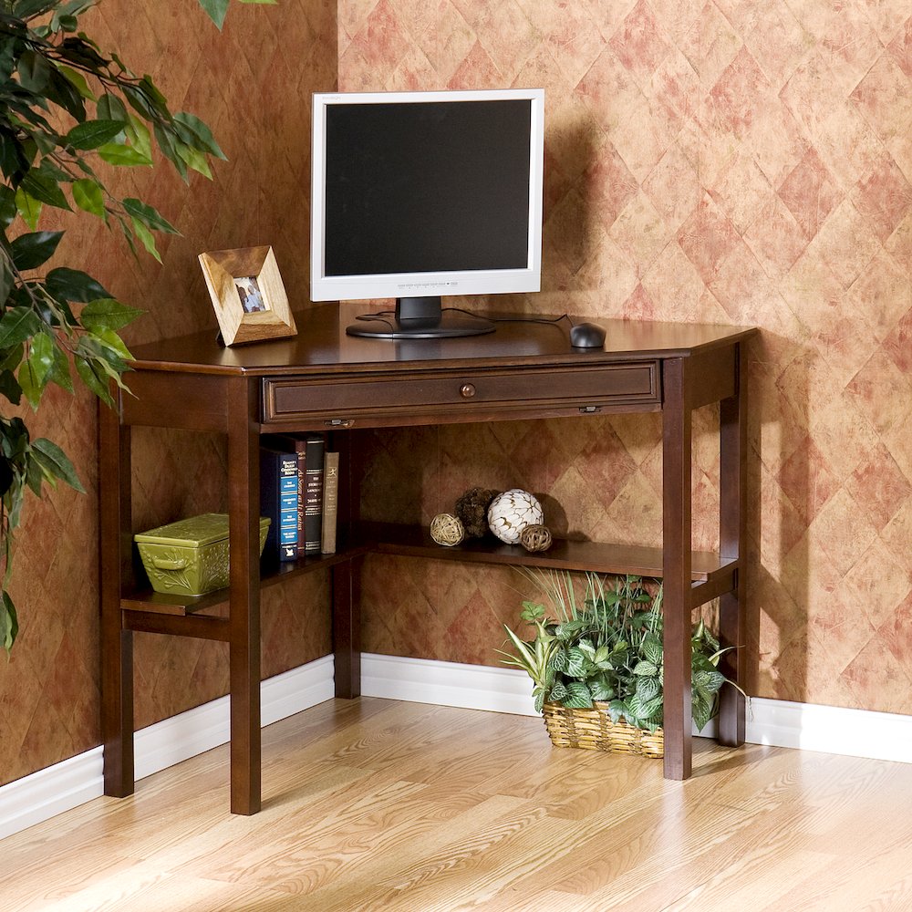 Wardboro Corner Computer Desk. Picture 2