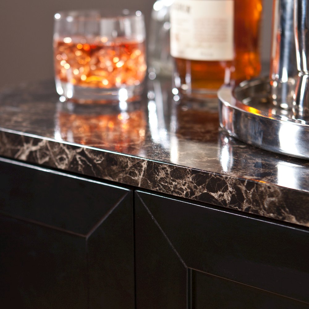 Cape Town Bar Cabinet with Wine Storage. Picture 3