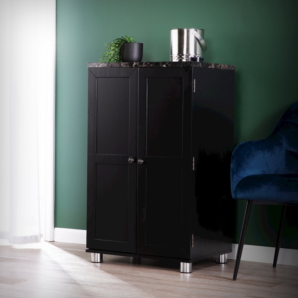 Cape Town Bar Cabinet with Wine Storage. Picture 2