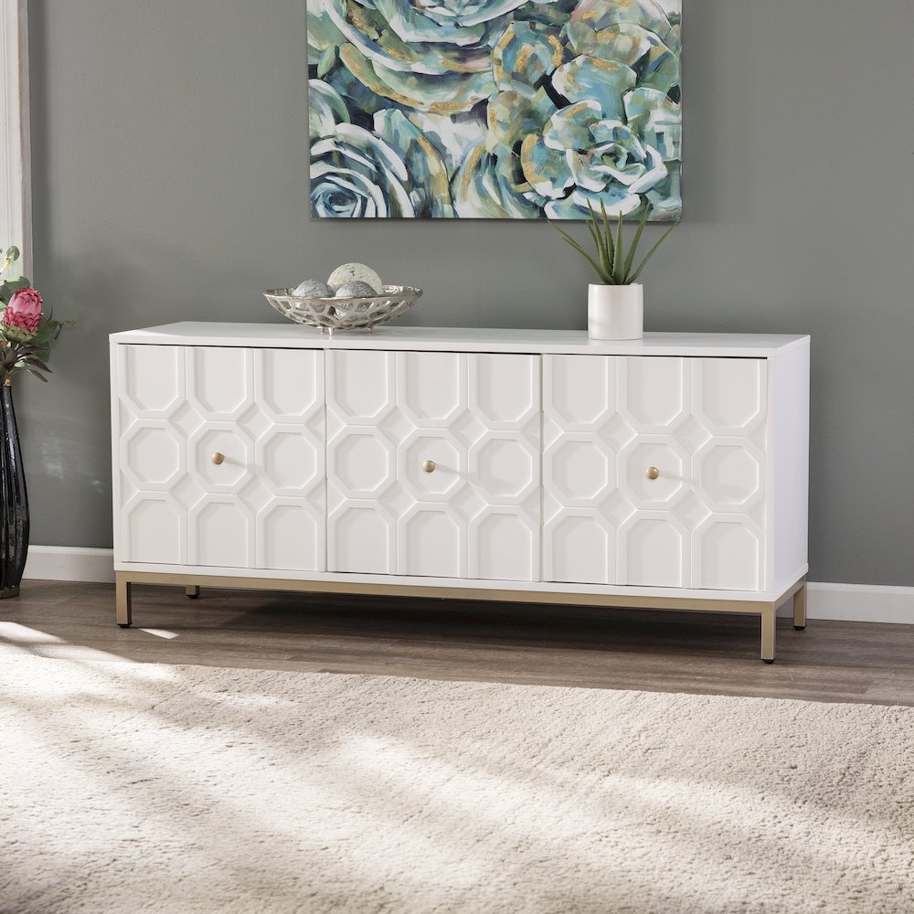 Gramdlynn Antique White Three-Door Accent Cabinet. Picture 2