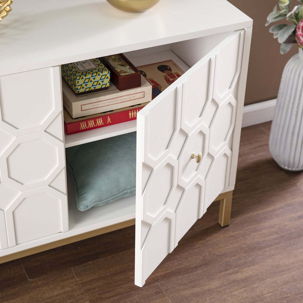 Gramdlynn Two-Door Accent Cabinet. Picture 4