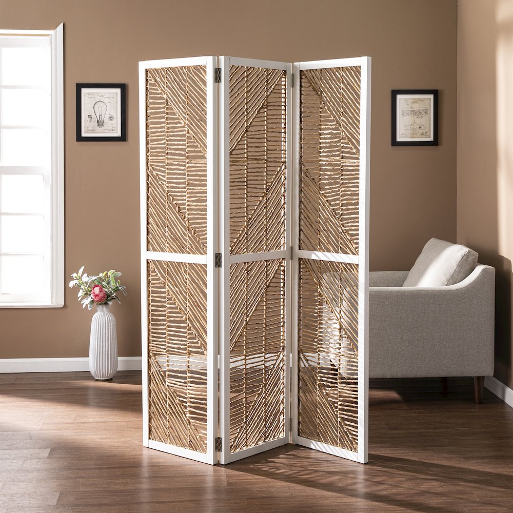 Quilino Woven Room Divider/Screen. Picture 2