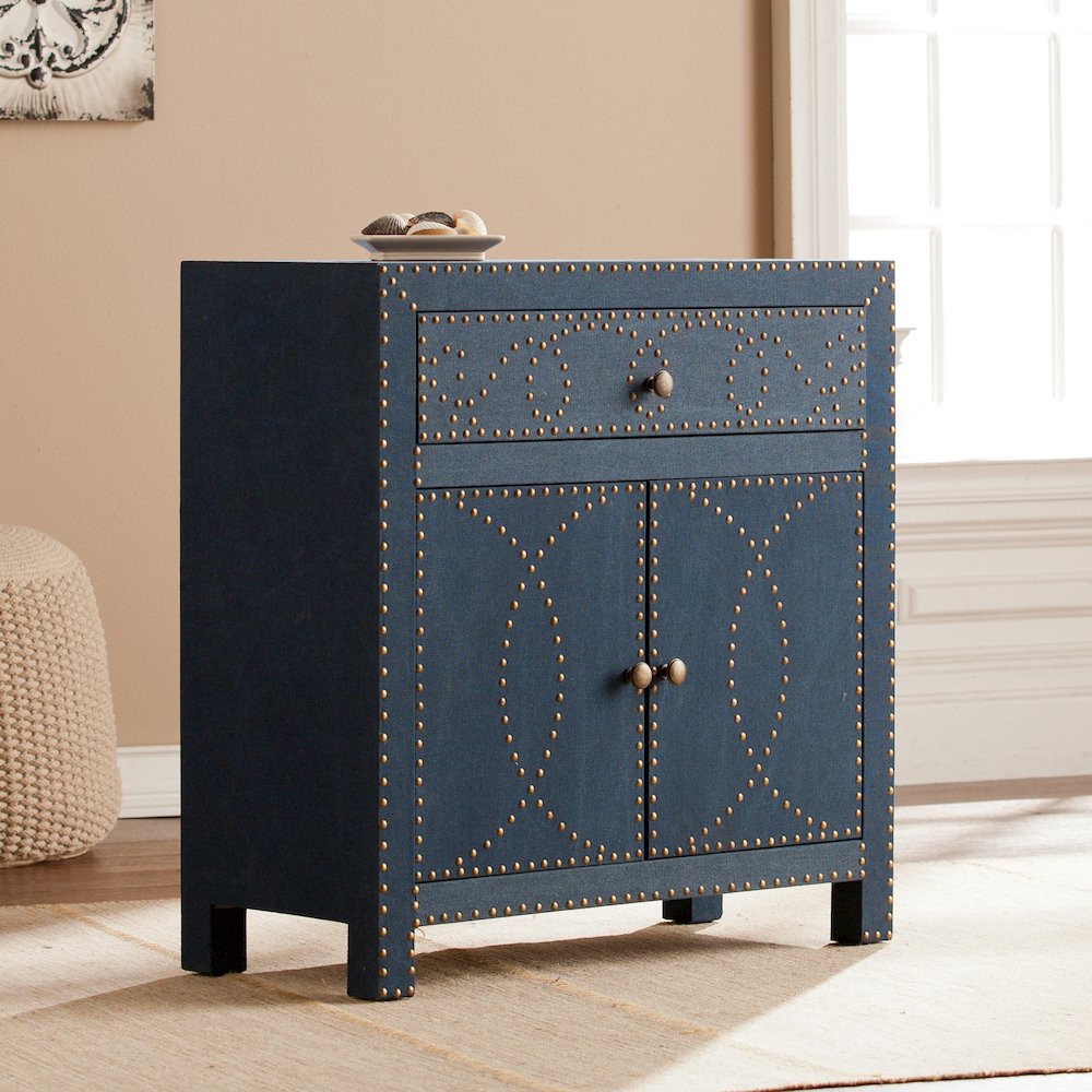 Florian Accent Cabinet. Picture 2
