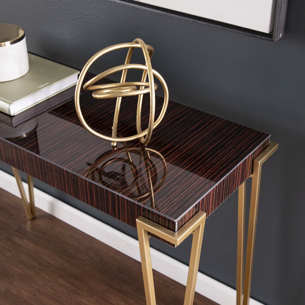 Brodkirk Console Table in Brown Color. Picture 4