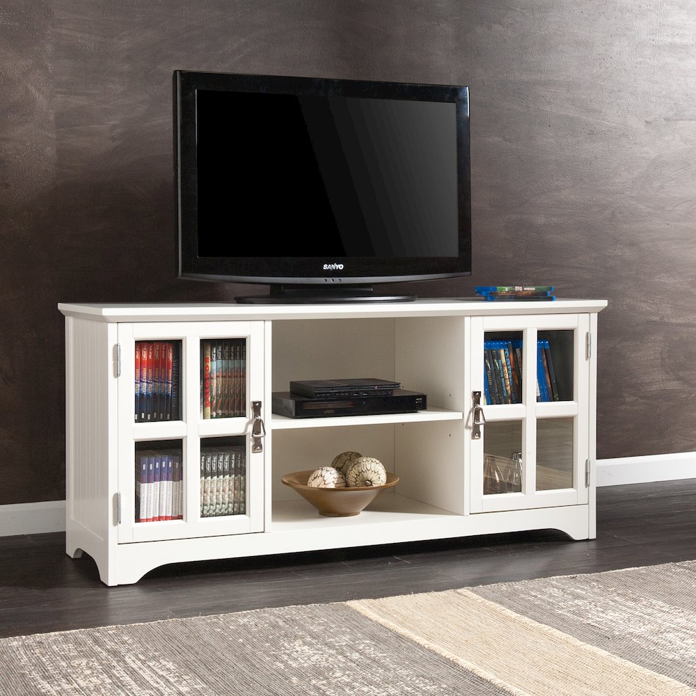 Remington TV/Media Stand. Picture 2