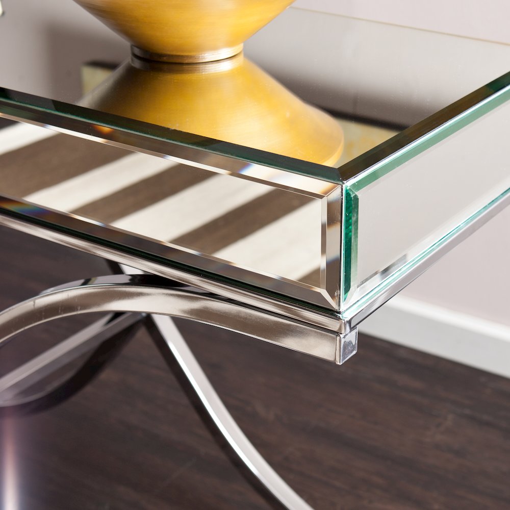 Ava Mirrored Console Table in Silver Color. Picture 3