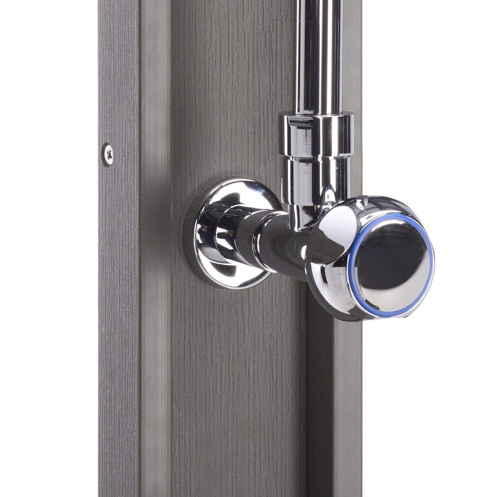 Oudoor Showers. Picture 2