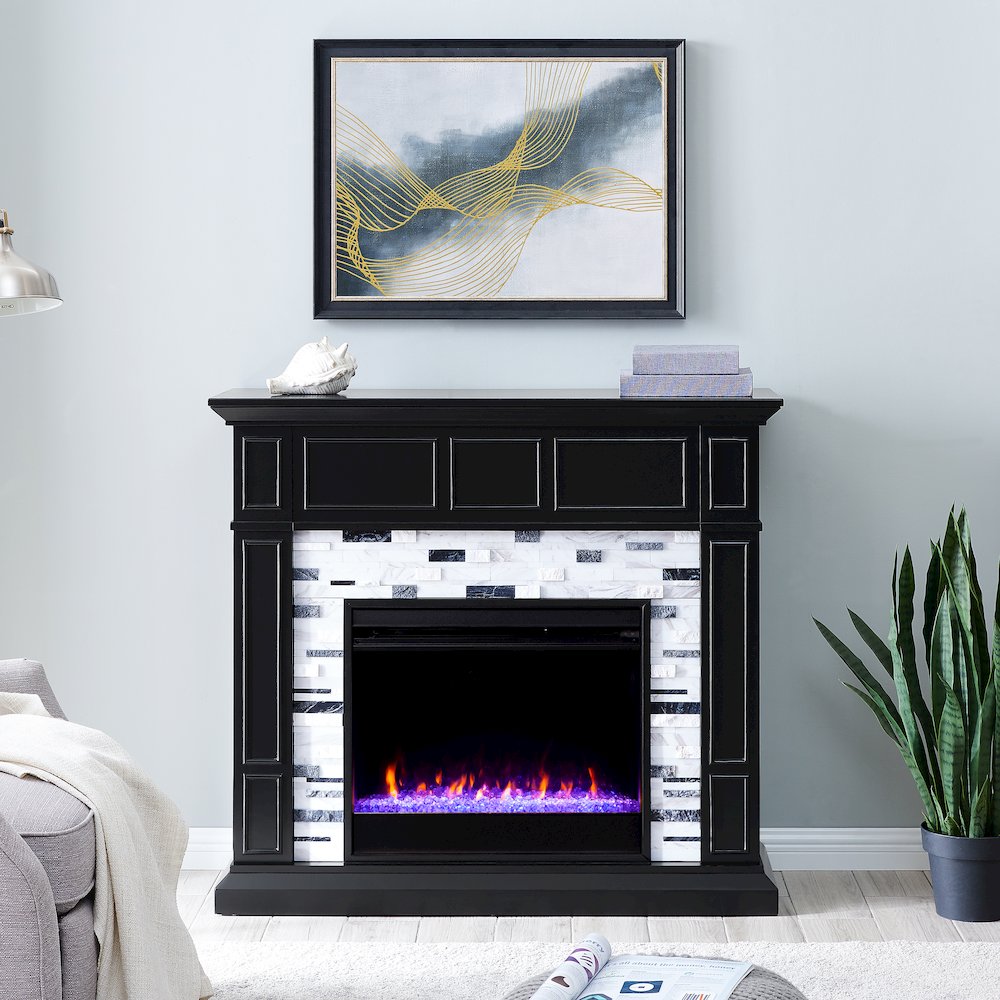 Drovling Marble Fireplace in Black Color. Picture 3