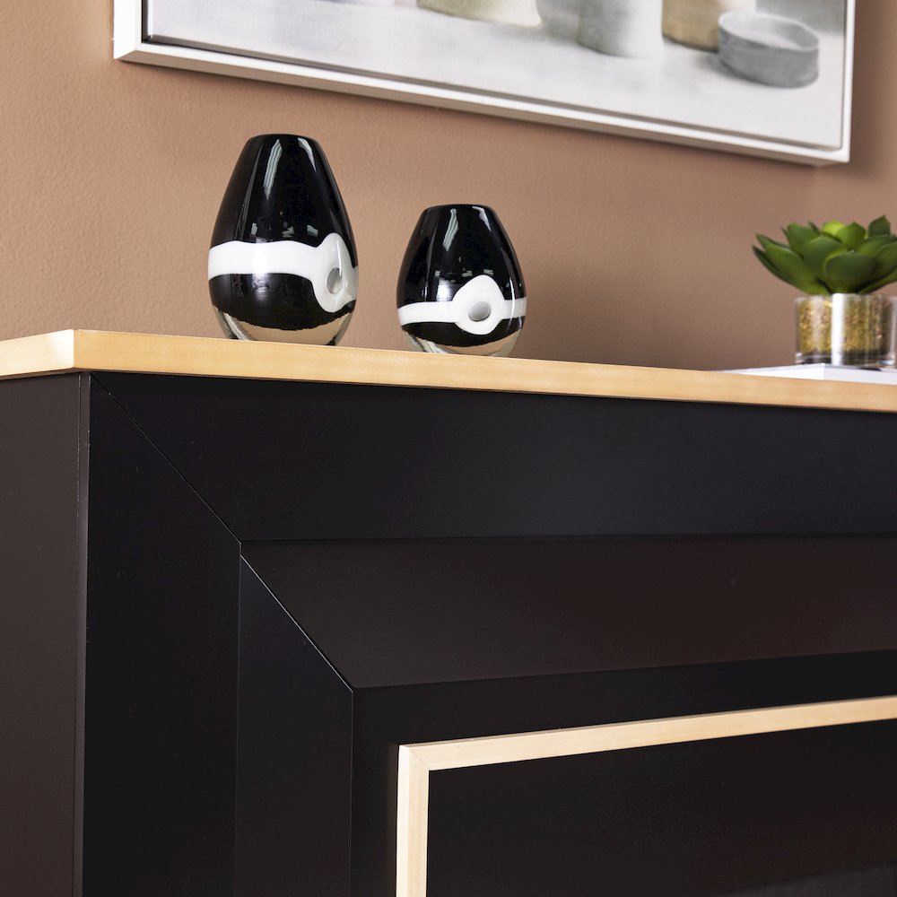 Cardington Touch Screen Electric Fireplace in Black Color. Picture 4