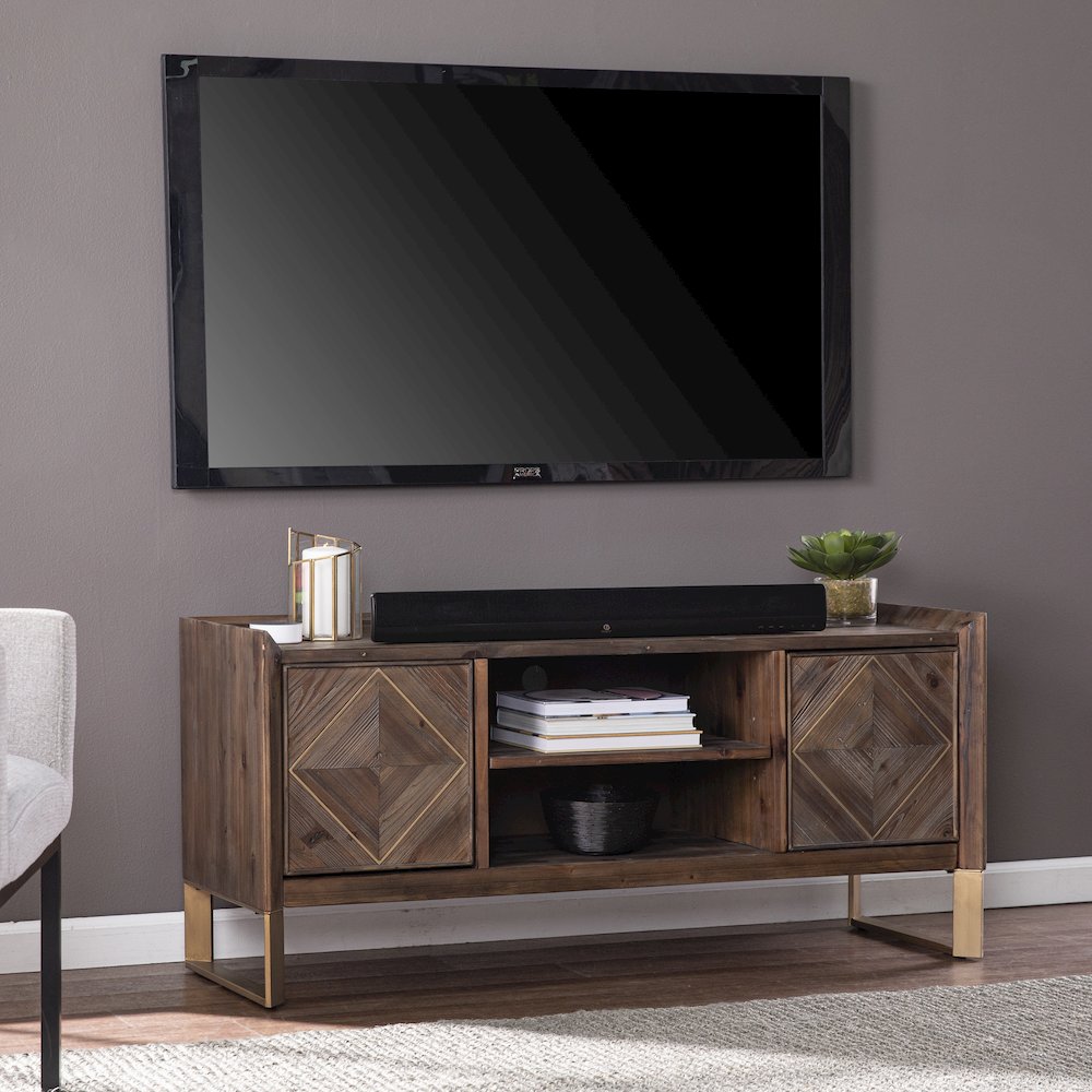 Astorland Reclaimed Wood Media Console in Brown Color. Picture 3