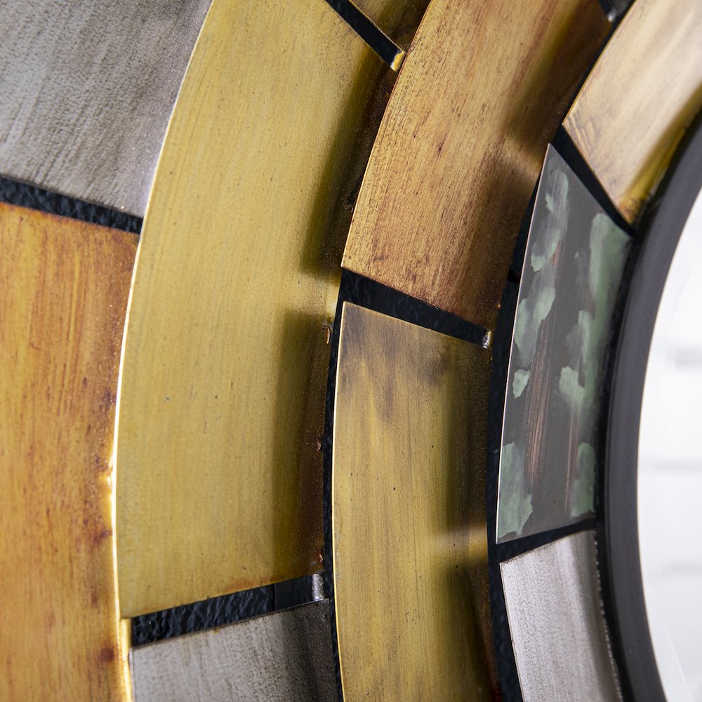 Baroda Round Decorative Wall Mirror. Picture 5