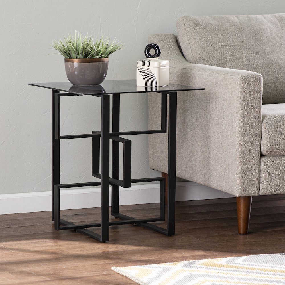 Clanlin Glass-Top Accent Table in Black Color. Picture 3