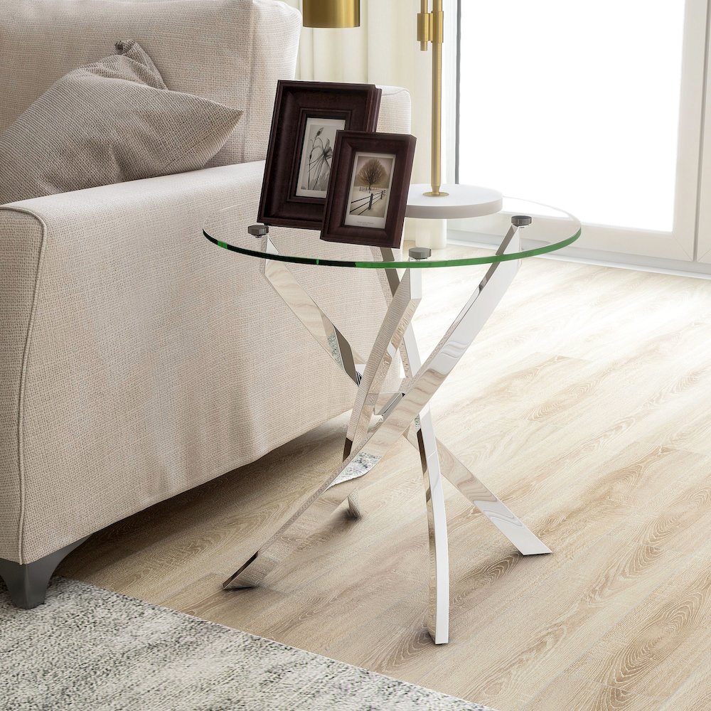 Cheatham Contemporary Glass Top End Table in Chrome. Picture 4