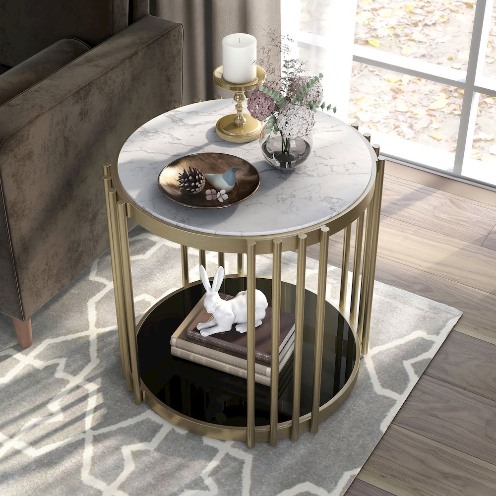 Kual Contemporary Metal 1-Shelf End Table in Brass. Picture 5