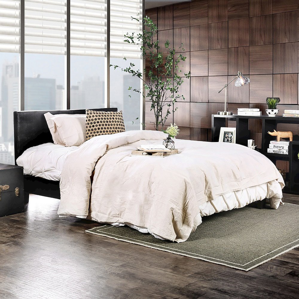 Nicole Wood Frame Faux Leather Platform Bed in Black. Picture 4