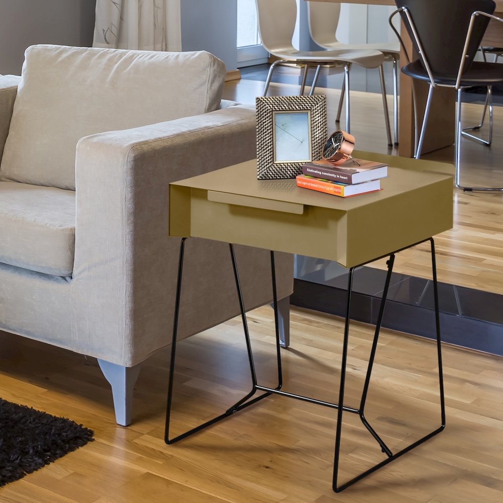 Eva Contemporary Metal 1-Drawer End Table in Gold. Picture 2