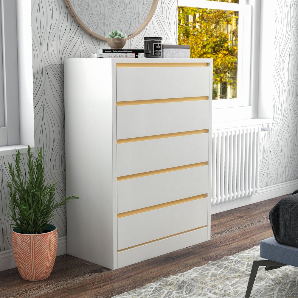 Kaol Modern Wood 5-Drawer Chest in White. Picture 5