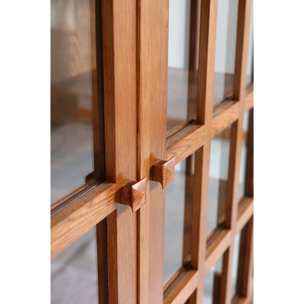 Mission Oak 4 Door Display China Cabinet - Michael's Cherry Stain. Picture 3