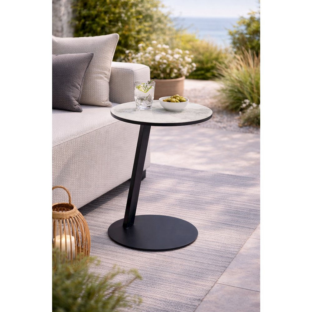 Serene Outdoor Modern Outdoor Side table - Black. Picture 2