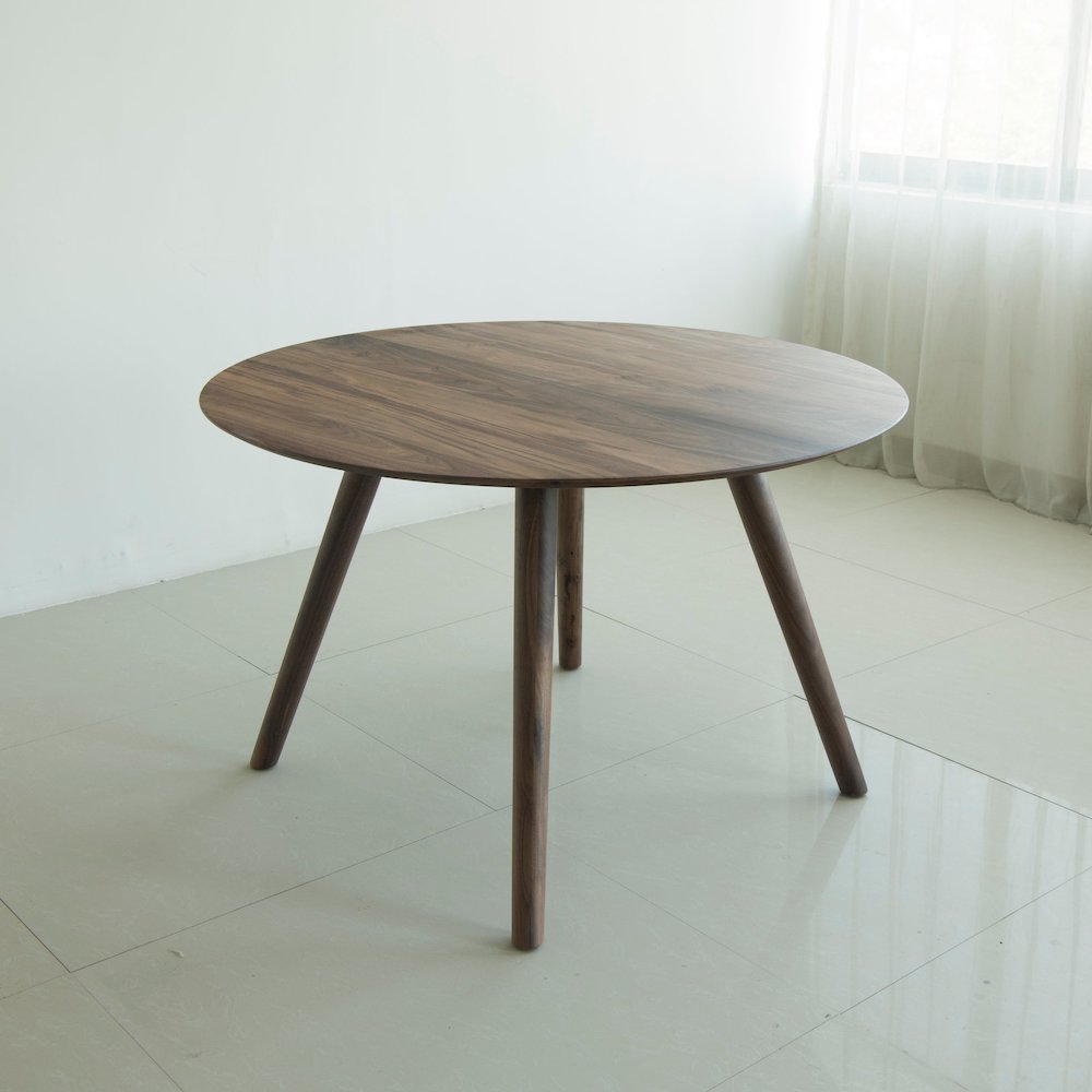 Isabella Mid century round dining table set - American Black Walnut. Picture 1