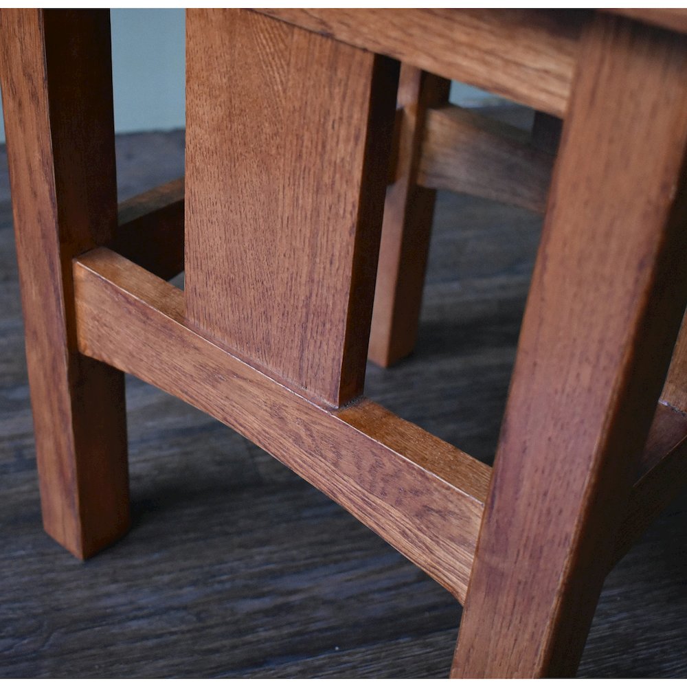 Mission Oak Slat End Table - Michael's Cherry. Picture 4