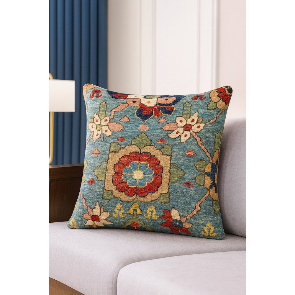 Persian-Inspired Luxurious Accent (Cushions Cover + Insert). Picture 2