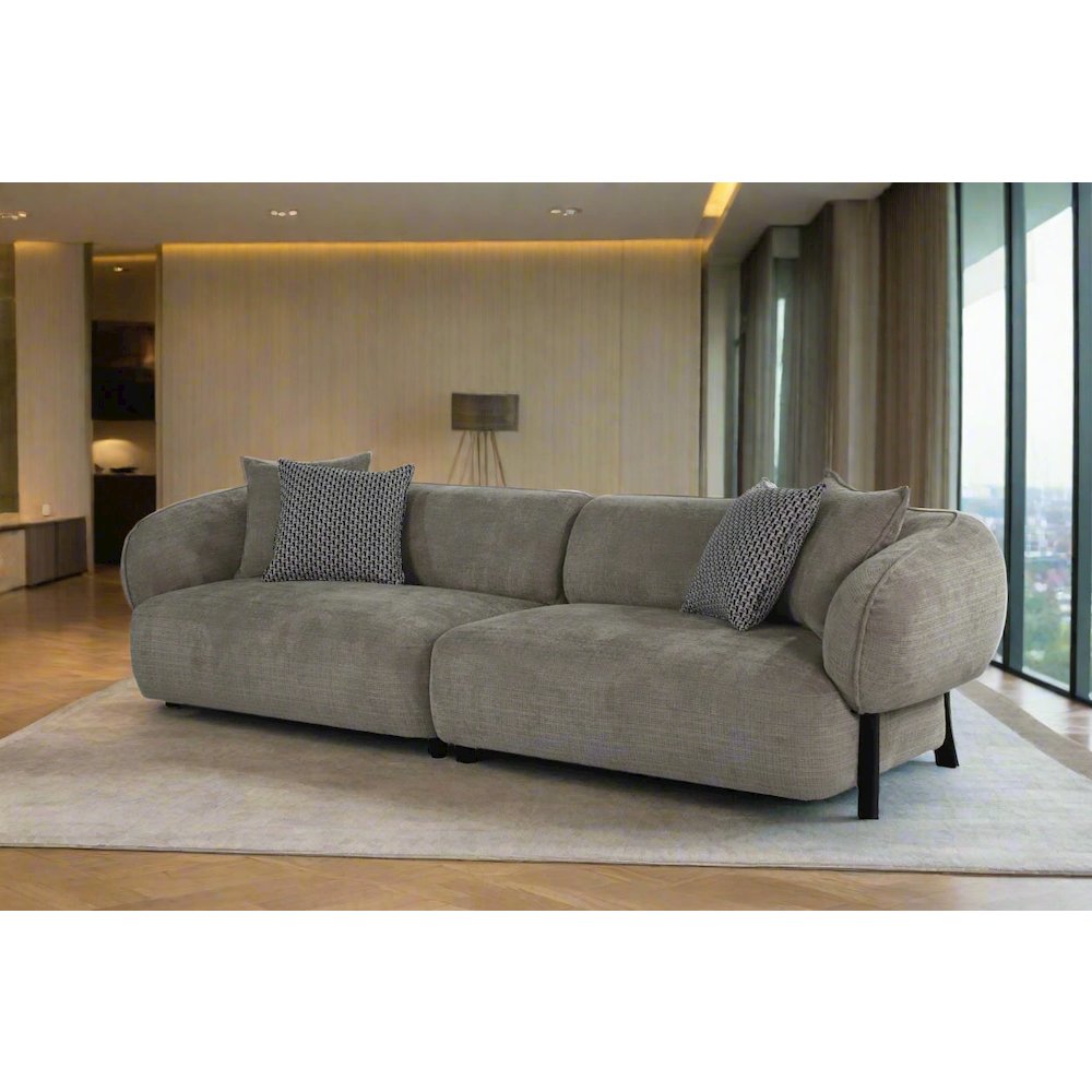 Nova Mid-Century Modern Sectional 4-Seater Sofa - 117". Picture 4