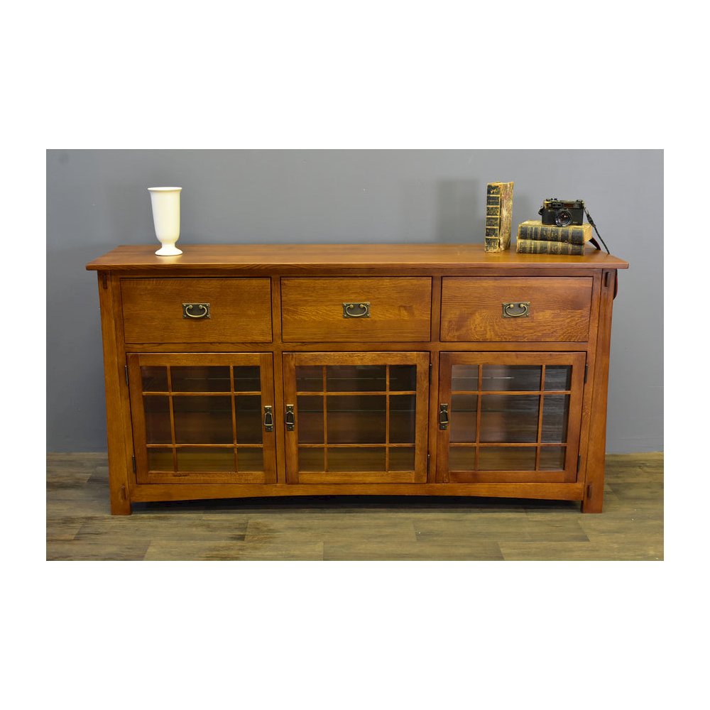 Craftsman Style Quarter Sawn Oak Sideboard - 72". Picture 3