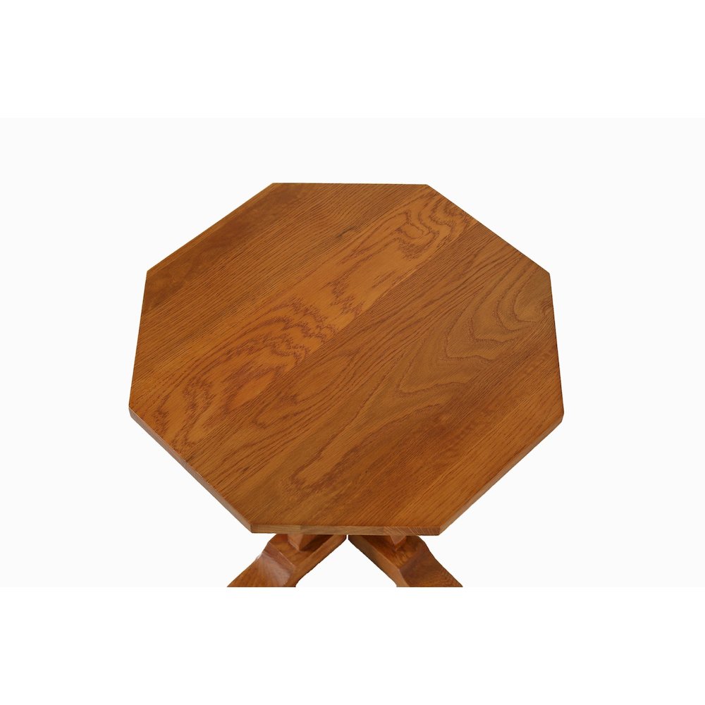 Mission Solid Oak Mouse Detail End Table - Michael's Cherry. Picture 2