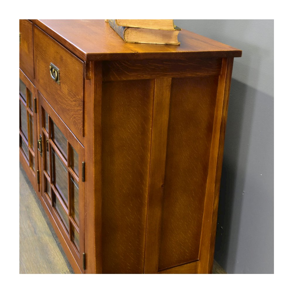 Craftsman Style Quarter Sawn Oak Sideboard - 72". Picture 2