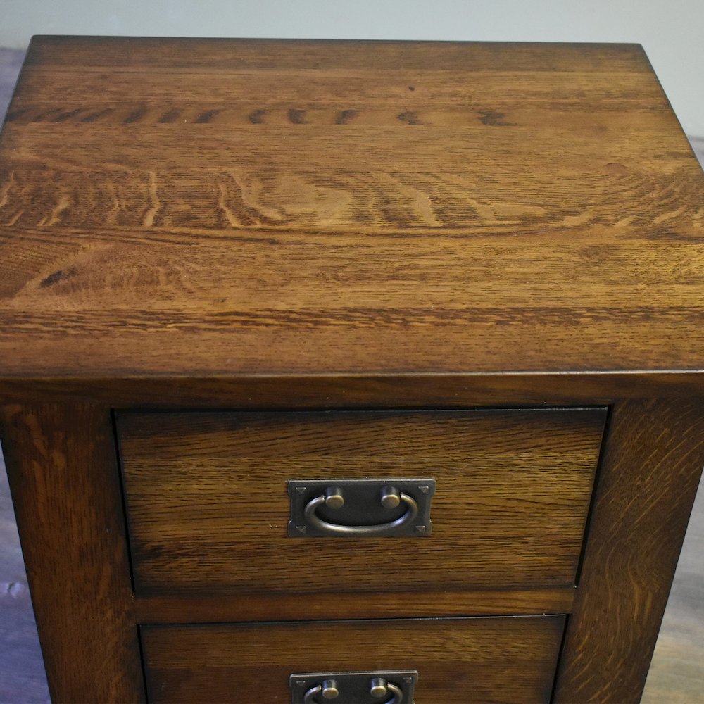 Mission Quarter Sawn Oak 3 Drawer Nightstand - Michael's Cherry. Picture 3
