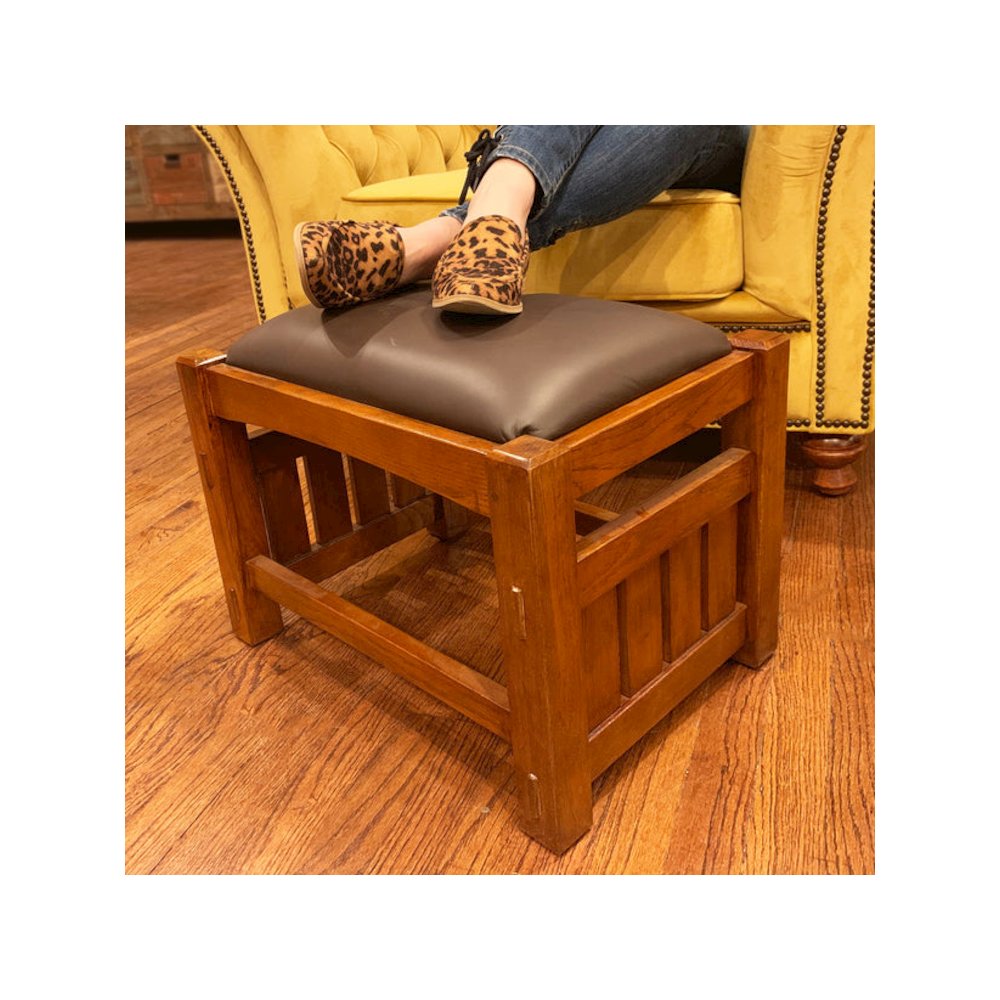 Mission Oak Foot Stool - Wide Spindles- Michael's Cherry. Picture 2