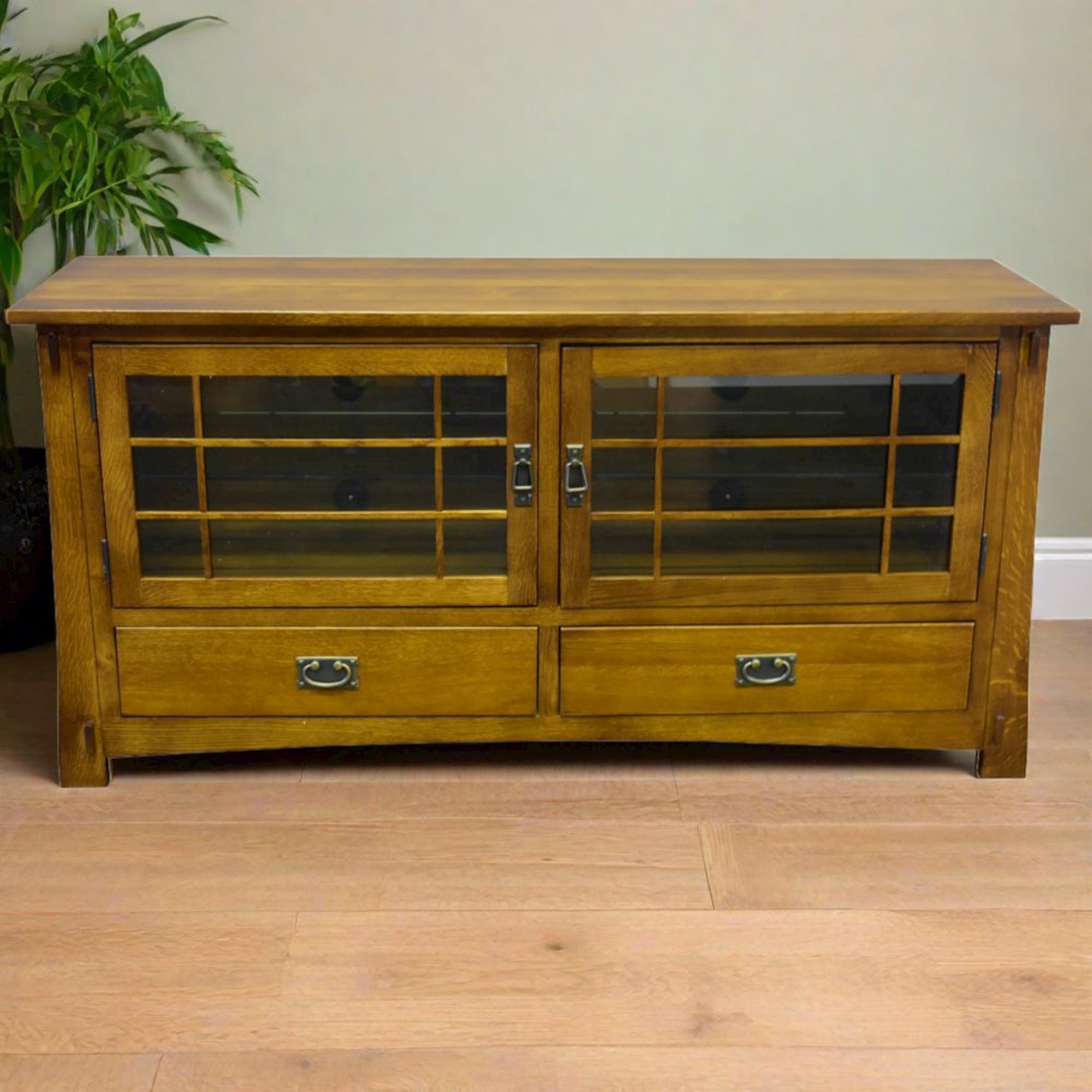 Mission Quarter Sawn Oak 60" TV Stand - Michael's Cherry. Picture 5