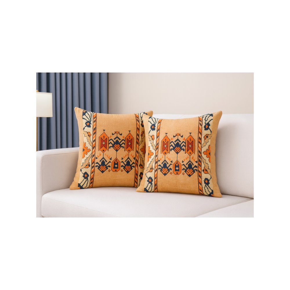 Persian-Inspired Luxurious Accent Cushions  (2 Cushion Covers + Inserts). Picture 2
