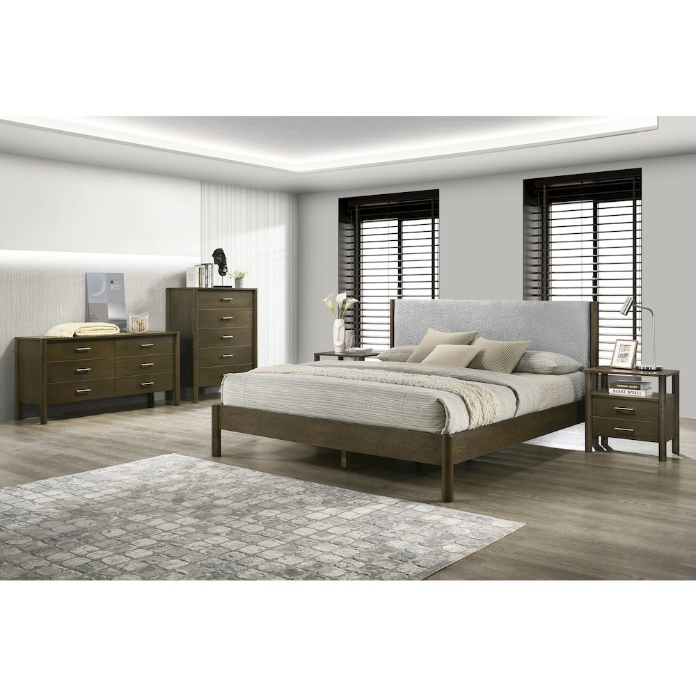 Modrest Carolina - Eastern King Modern Grey and Wenge Bed. Picture 3