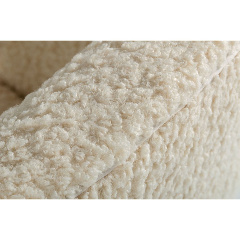 Modrest Altura - Modern Faux Fur Lounge Chair. Picture 5
