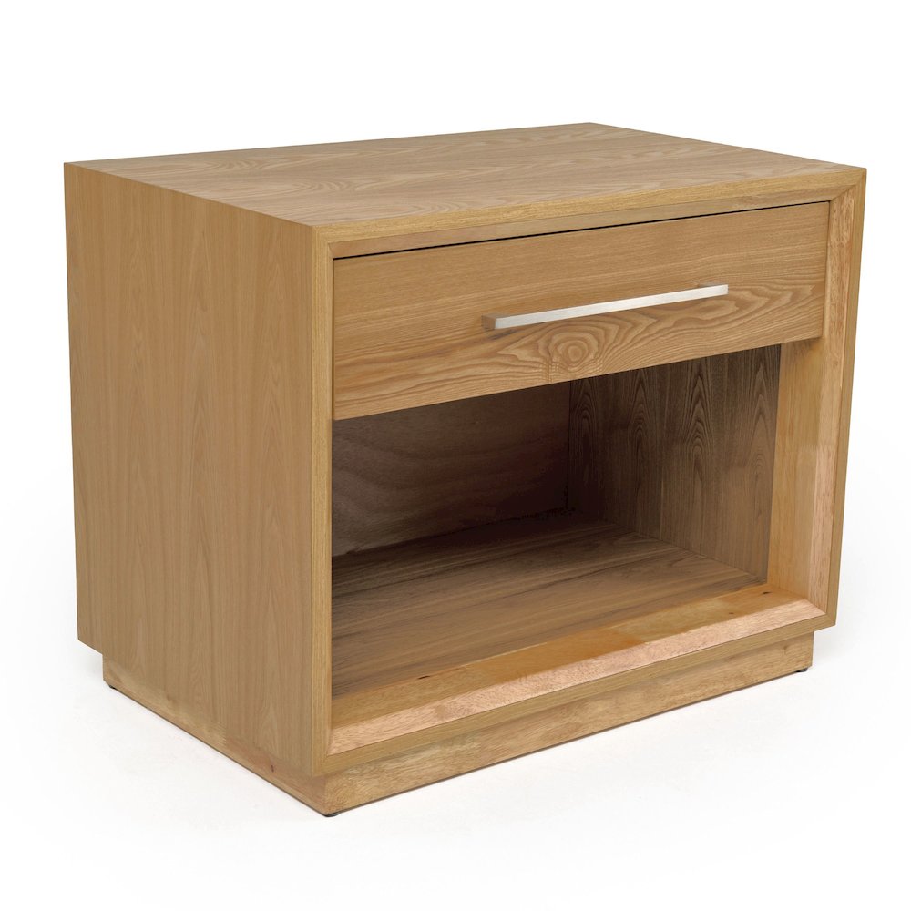 Santa Barbara - Modern Natural Nightstand. Picture 2