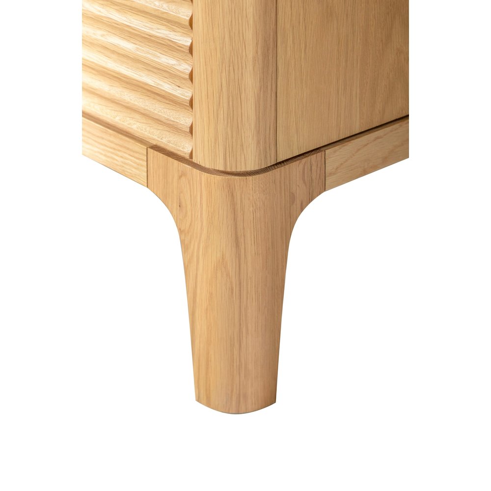 Seattle - Modern Natural Oak Nightstand. Picture 7