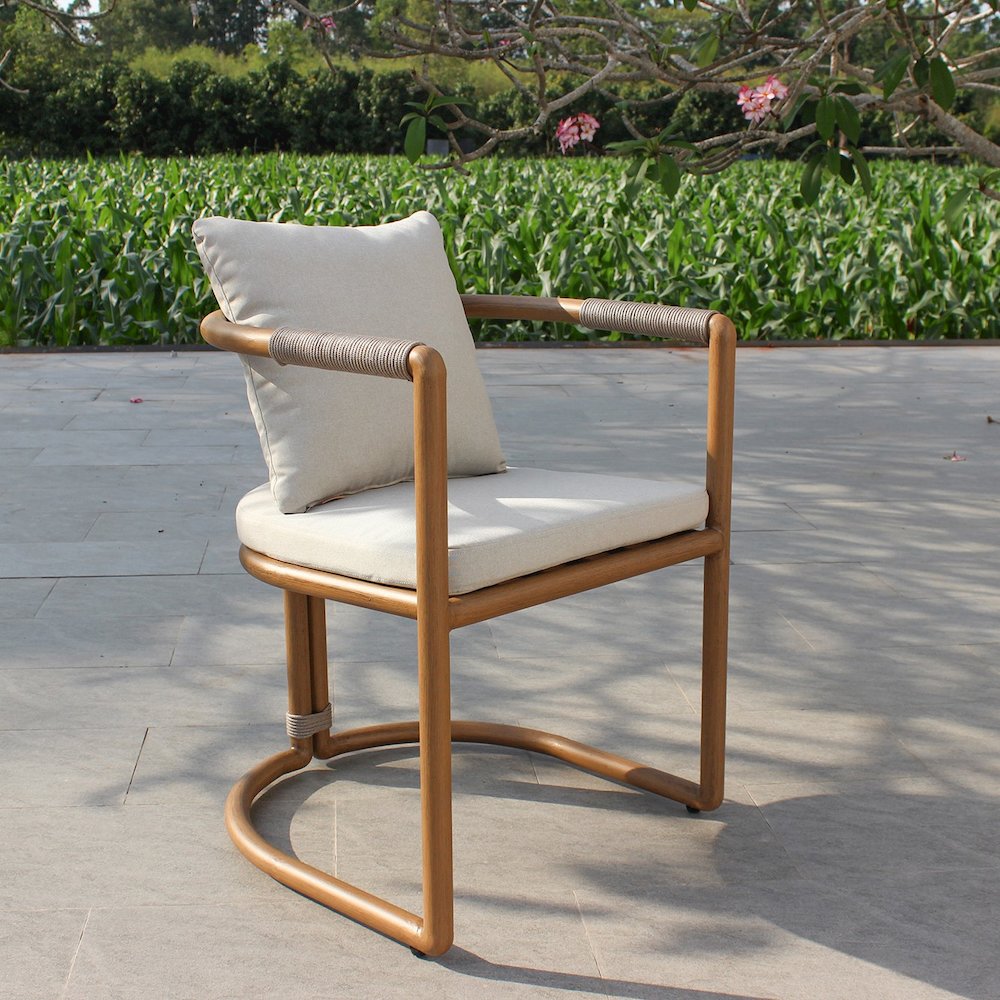Malta - Outdoor Light Grey + Teak Dining Set. Picture 4
