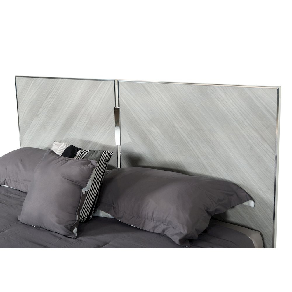 Nova Domus Alexa - Eastern King Modern Grey Bed. Picture 4