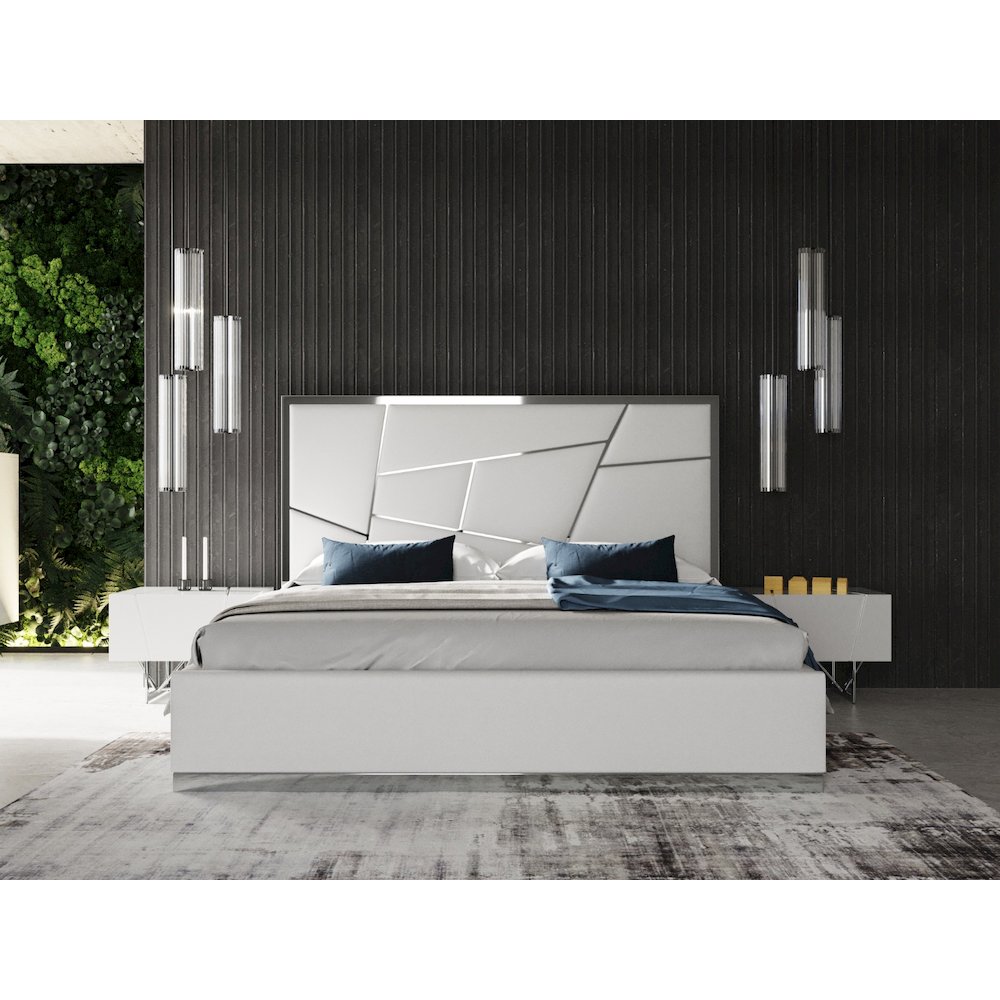 Modrest Chrysler - Queen Modern White Bed. Picture 7
