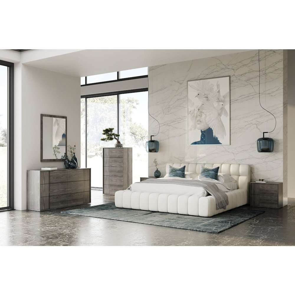 Tyree - Modern Tufted Off-White Fabric Queen Bed. Picture 3