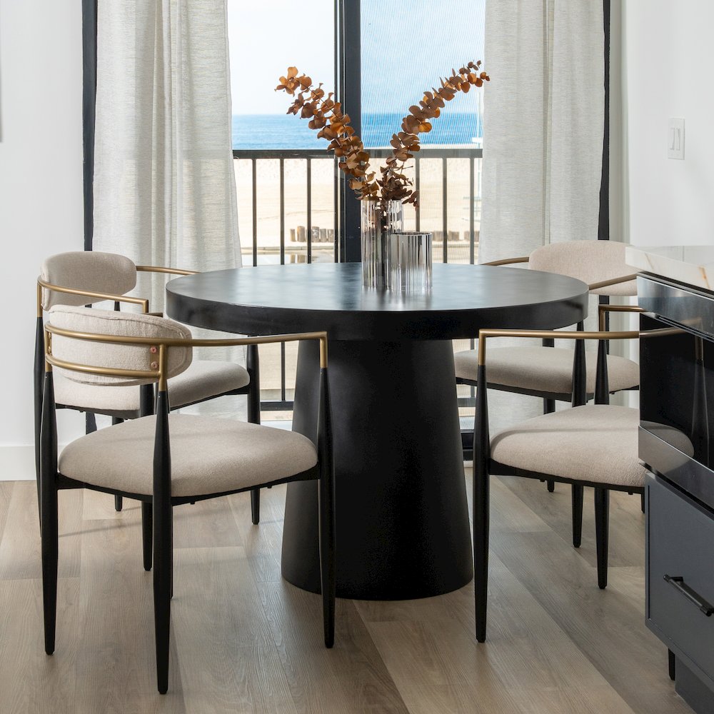 Modrest Desoto - Modern Black Concrete Round Dining Table. Picture 5
